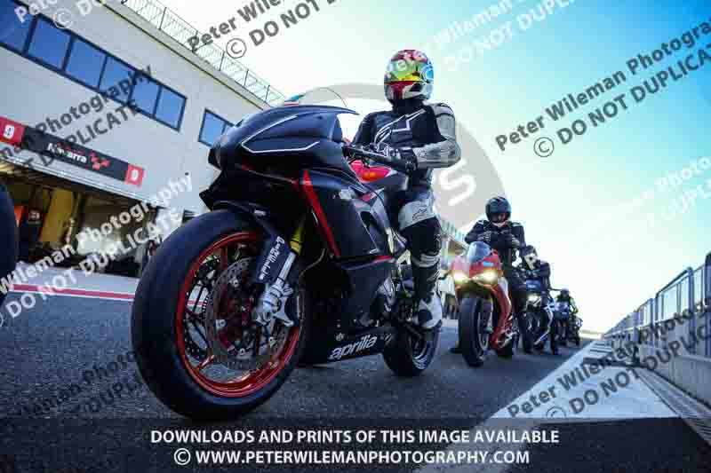 cadwell no limits trackday;cadwell park;cadwell park photographs;cadwell trackday photographs;enduro digital images;event digital images;eventdigitalimages;navarra;no limits trackdays;peter wileman photography;racing digital images;trackday digital images;trackday photos